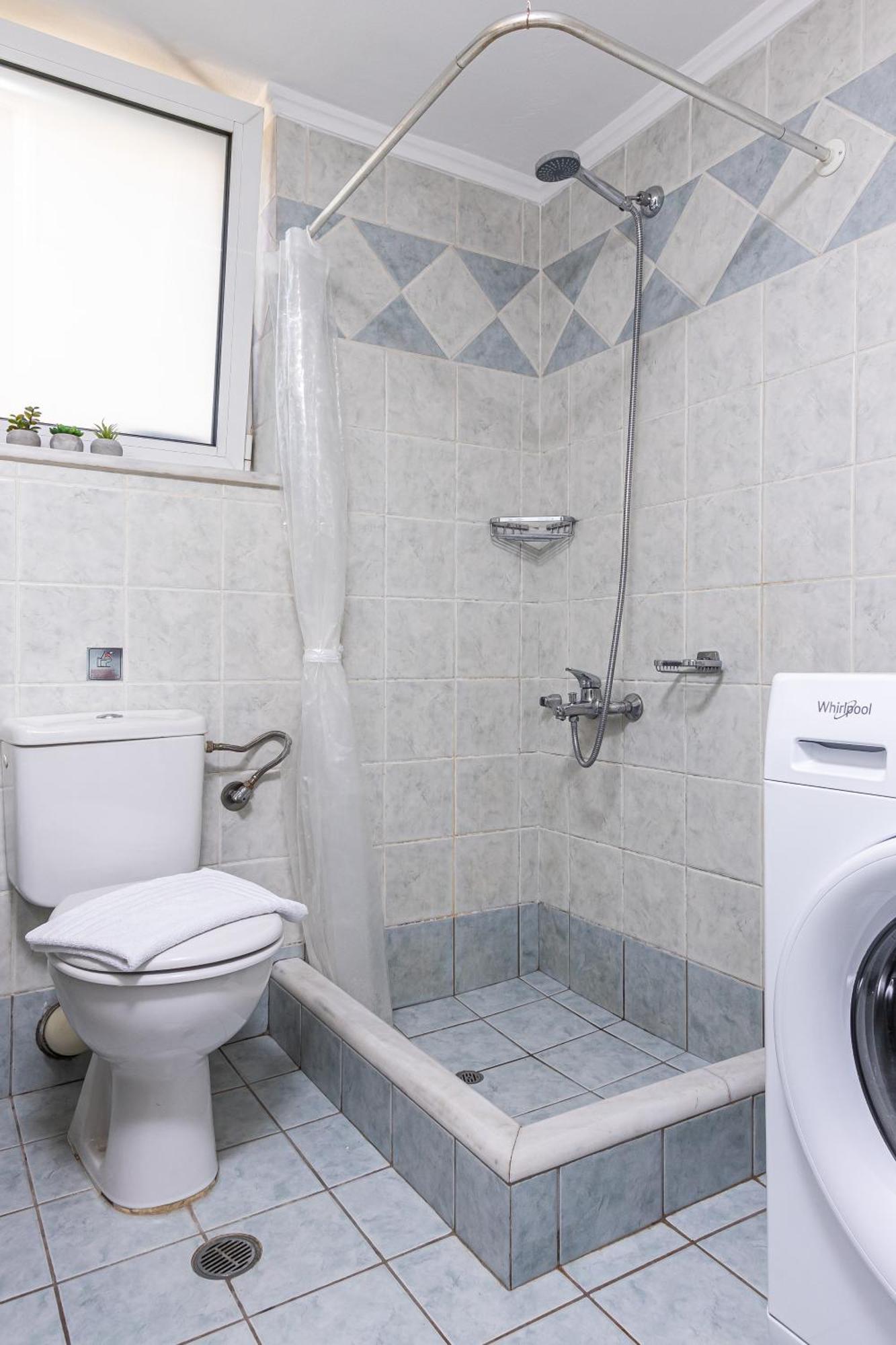 Easy Living City Apartment Ханья Экстерьер фото