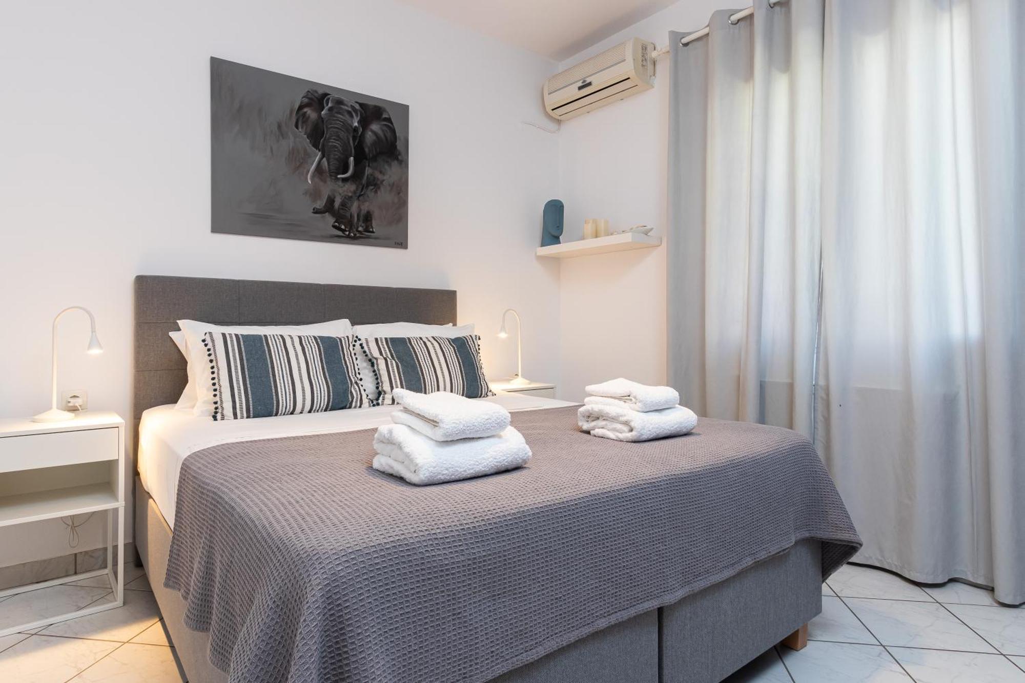 Easy Living City Apartment Ханья Экстерьер фото